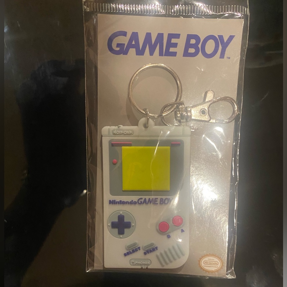 Nintendo Gameboy Metal keychain collectable